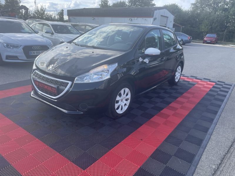 PEUGEOT 208 1.0 L 68cv LIKE  5p  GARANTIE 3/12 MOIS