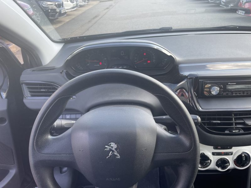 PEUGEOT 208 1.0 L 68cv LIKE  5p  GARANTIE 3/12 MOIS