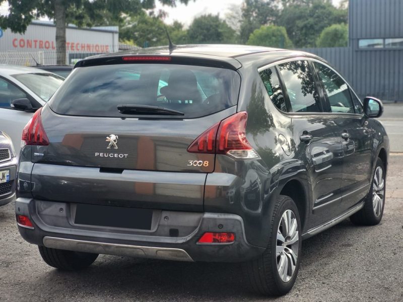 PEUGEOT 3008 2016