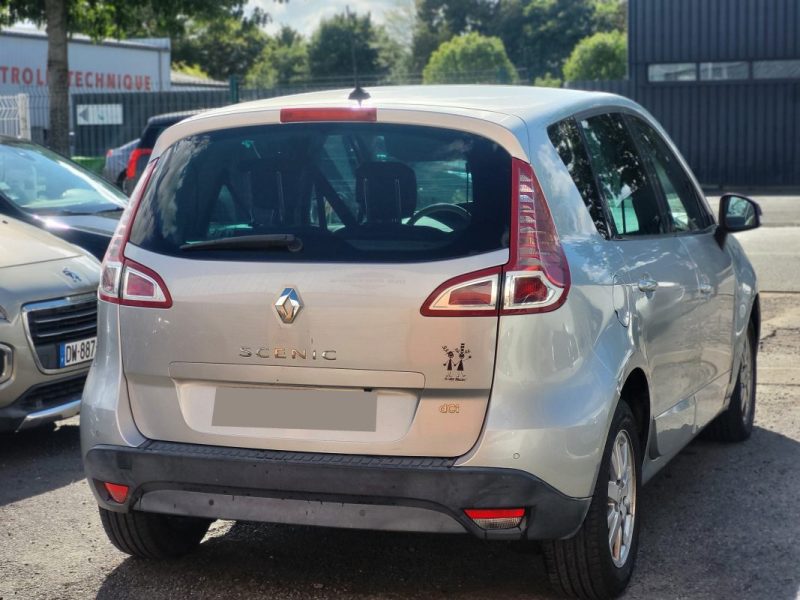 RENAULT SCENIC 1.5 DCi 110 cv Exception - Garantie 12 Mois