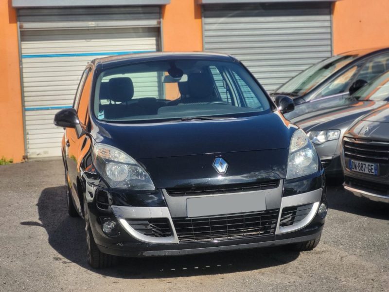RENAULT SCENIC 1.5 DCi 110 cv Authentique - Garantie 12 mois