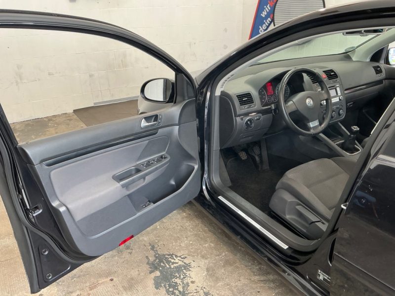 VOLKSWAGEN GOLF 2008