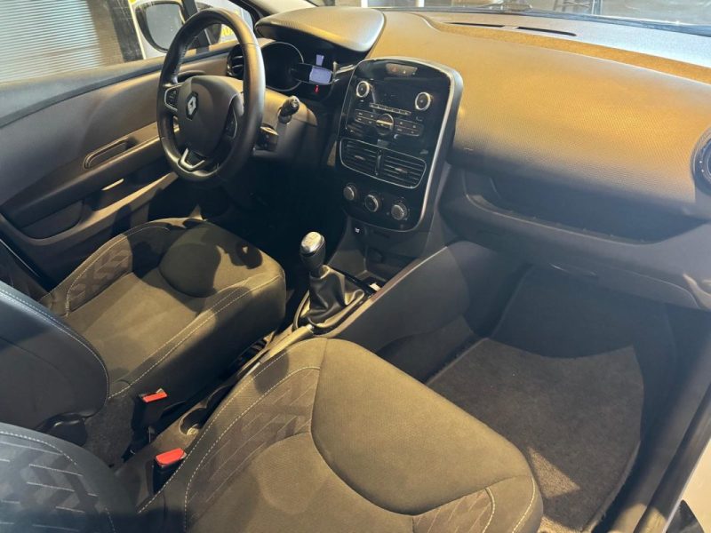 RENAULT  CLIO  2019