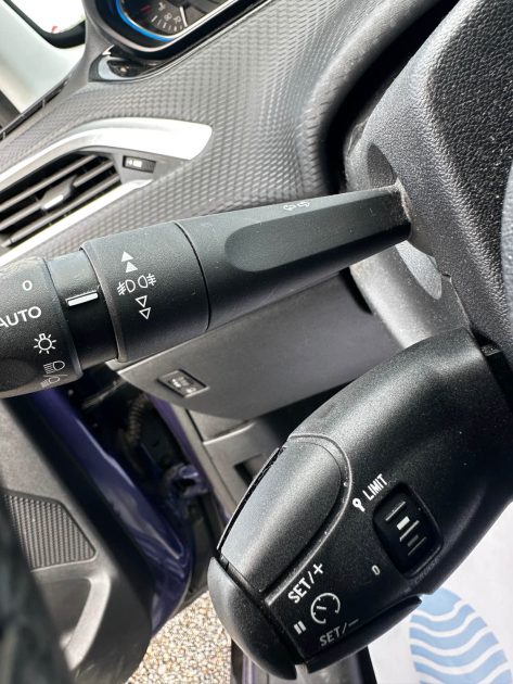 PEUGEOT 2008 1.6 BLUE HDI ALLURE