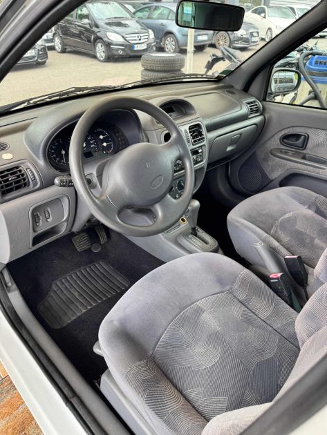 Renault Clio II  Boîte Auto