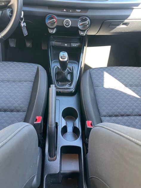 KIA RIO 2021