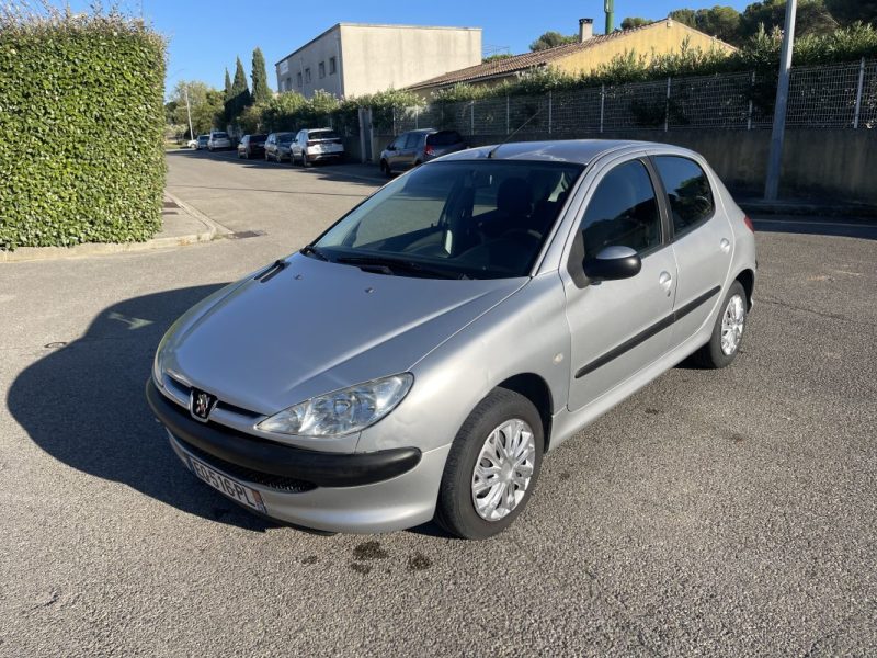 PEUGEOT 206 2004