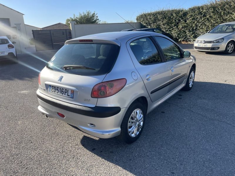 PEUGEOT 206 2004