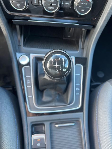 VOLKSWAGEN GOLF 2019 1.5 TSI EVO 130ch BlueMotion Technology Connect Euro6d-T