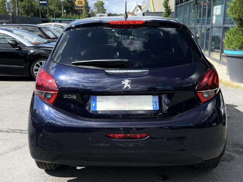 PEUGEOT 208 PHASE 2 SIGNATURE 1.2 82 Cv APPLE CARPLAY & ANDROID / CAMERA CRIT AIR 1 - GARANTIE 1 AN