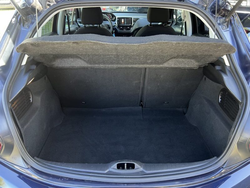 PEUGEOT 208 PHASE 2 SIGNATURE 1.2 82 Cv APPLE CARPLAY & ANDROID / CAMERA CRIT AIR 1 - GARANTIE 1 AN