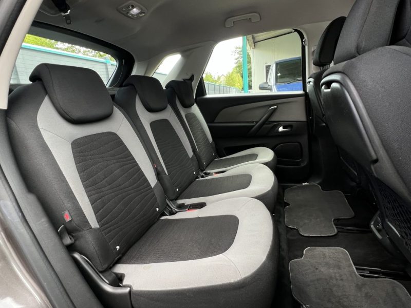 CITROEN C4 PICASSO II INTENSIVE 1.6 HDI 115 Cv COMPTEUR VIRTUEL / GPS ATTELAGE - GARANTIE 1 AN