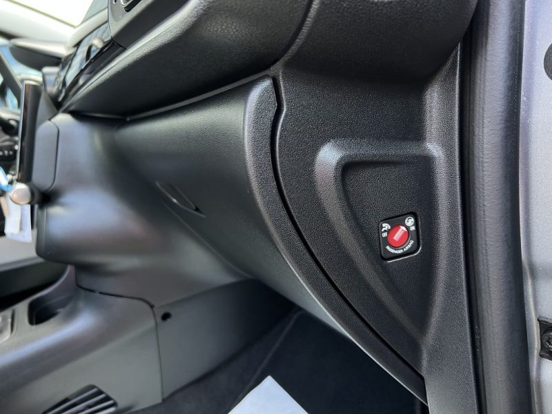 CITROEN C3 III PHASE 2 - 1.2 82 Cv 1ERE MAIN / APPLE CARPLAY & ANDROID CRIT AIR 1 - GARANTIE 1 AN