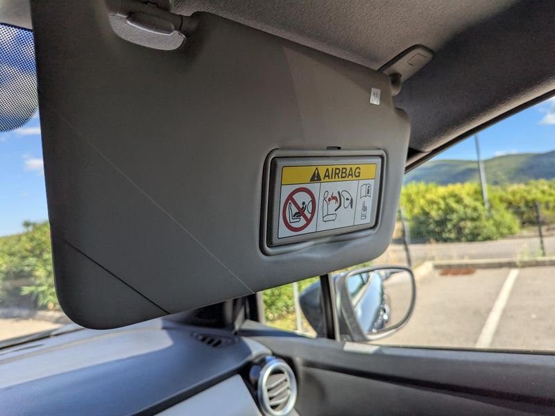 Nissan Micra 0.9 IG-T - 90 V 2017 BERLINE N-Connecta