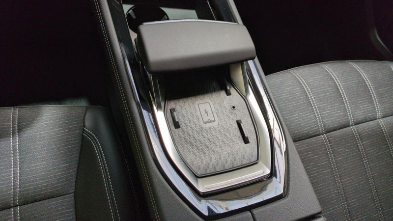 Renault Austral E-tech full hybrid 200 gsr2 techno + Pack Hiver + pack safety