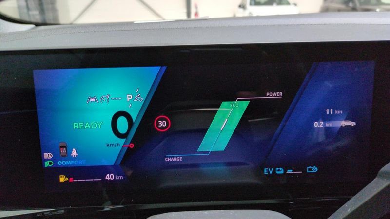 Renault Austral E-tech full hybrid 200 gsr2 techno + Pack Hiver + pack safety