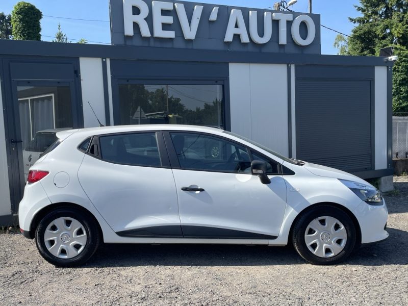 Renault Clio IV Société 1.5l dCi 75ch Air Bluetooth / Climatisation 115.000 km 09/2014 1ère main 499
