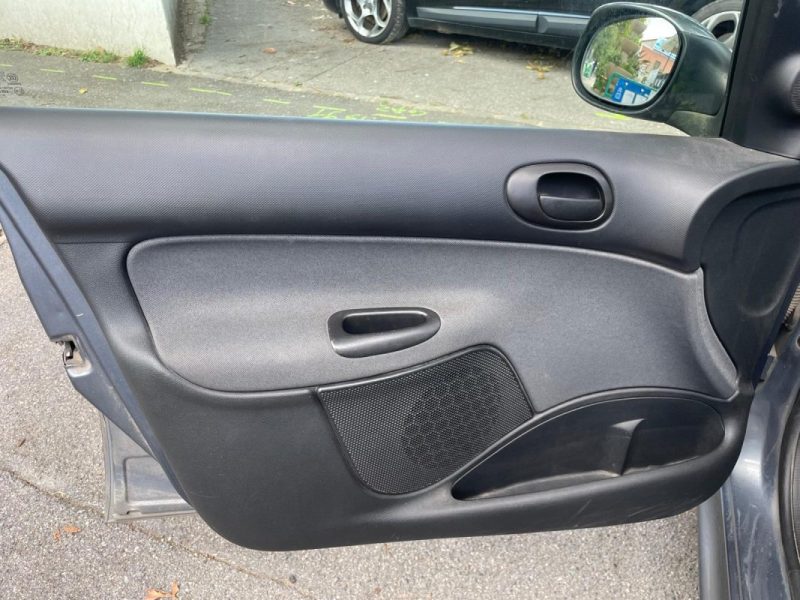 PEUGEOT 206+ 1.4 HDI 70 LIMITED **1ère MAIN**
