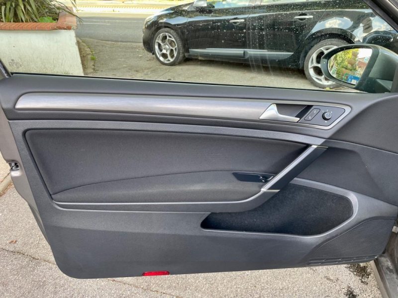 VOLKSWAGEN GOLF VII 2.0 TDI 150 ALLSTAR **1ère MAIN**