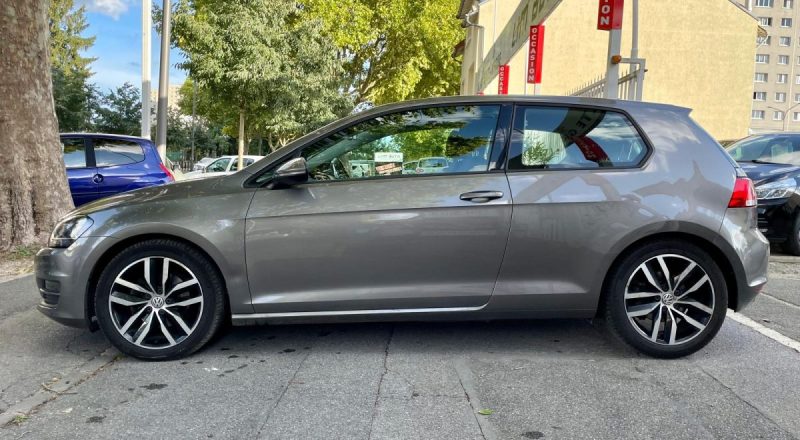 VOLKSWAGEN GOLF VII 2.0 TDI 150 ALLSTAR **1ère MAIN**