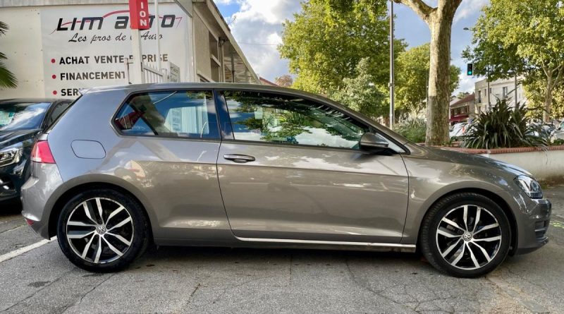 VOLKSWAGEN GOLF VII 2.0 TDI 150 ALLSTAR **1ère MAIN**