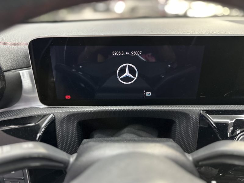 MERCEDES CLASSE CLA 2019