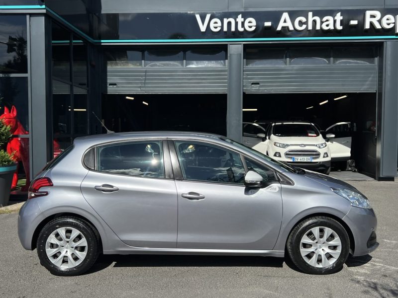 PEUGEOT 208 PHASE 2 LIKE 1.2 82 Cv 5 Portes 20 400 Km CRIT AIR 1 REGULATEUR LIMITEUR - GARANTIE 1 AN