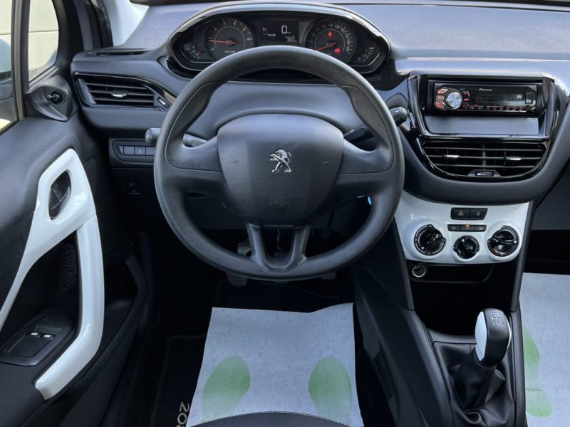 PEUGEOT 208 PHASE 2 LIKE 1.2 82 Cv 5 Portes 20 400 Km CRIT AIR 1 REGULATEUR LIMITEUR - GARANTIE 1 AN