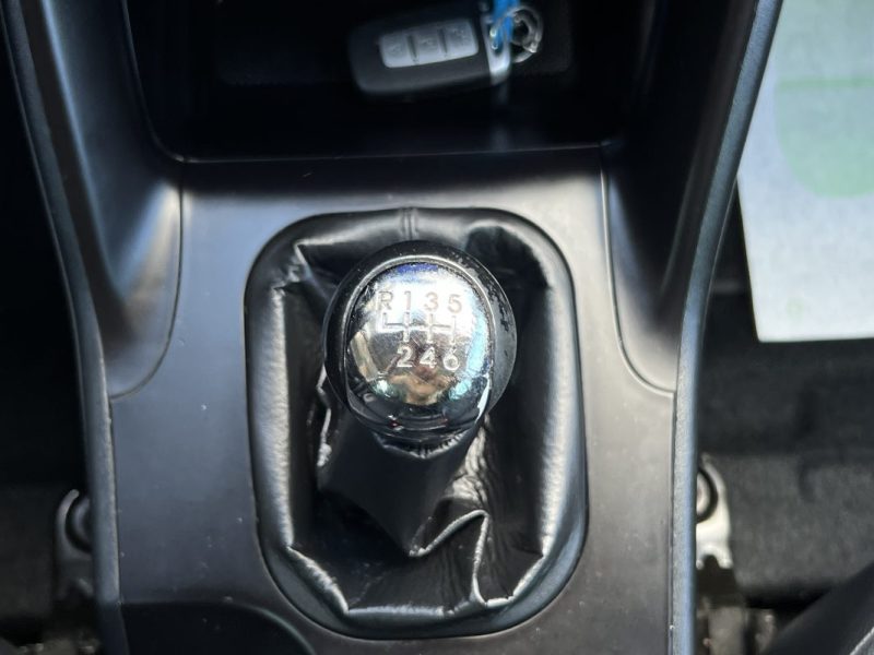 HYUNDAI IX 35 1.7 CRDI 115 Cv 1ERE MAIN / TOIT PANO KEYLESS BVM6 CRIT AIR 2 - GARANTIE 1 AN