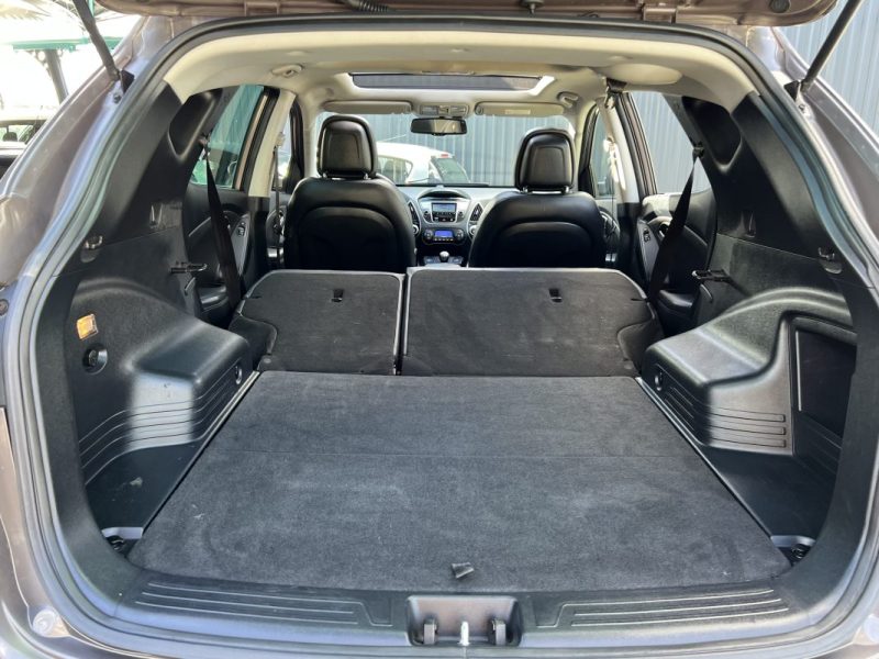 HYUNDAI IX 35 1.7 CRDI 115 Cv 1ERE MAIN / TOIT PANO KEYLESS BVM6 CRIT AIR 2 - GARANTIE 1 AN