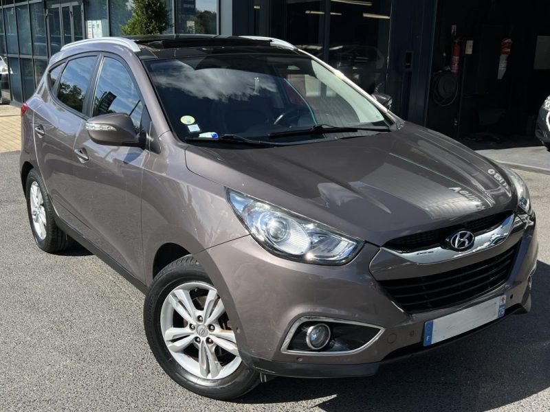HYUNDAI IX 35 1.7 CRDI 115 Cv 1ERE MAIN / TOIT PANO KEYLESS BVM6 CRIT AIR 2 - GARANTIE 1 AN