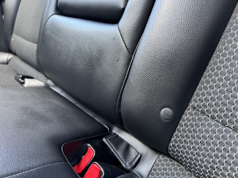 HYUNDAI IX 35 1.7 CRDI 115 Cv 1ERE MAIN / TOIT PANO KEYLESS BVM6 CRIT AIR 2 - GARANTIE 1 AN