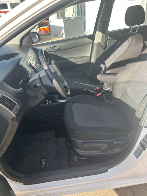 HYUNDAI I20 1.4 CRDI 90 CH   