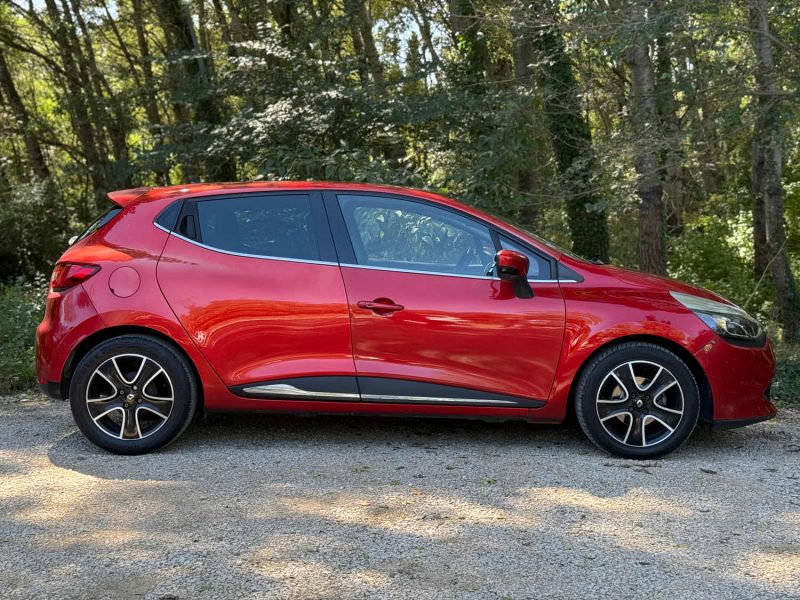 RENAULT CLIO 0.9 TCE 90 INTENS 