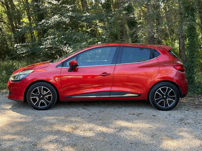 RENAULT CLIO 0.9 TCE 90 INTENS 