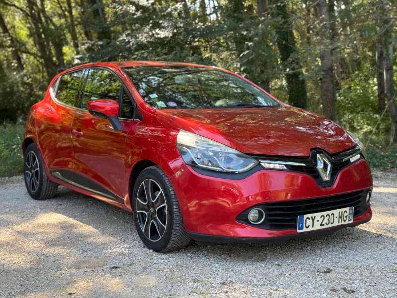 RENAULT CLIO 0.9 TCE 90 INTENS 