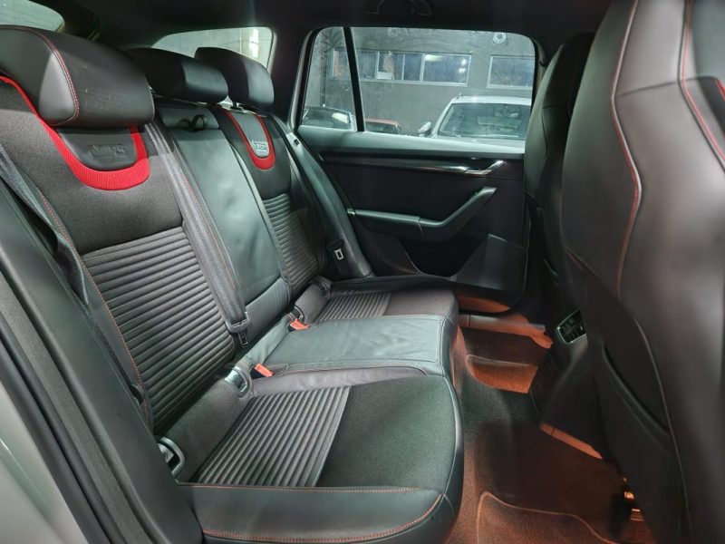 SKODA OCTAVIA COMBI 2.0 TSI 230 RS DSG*LED*GPS*