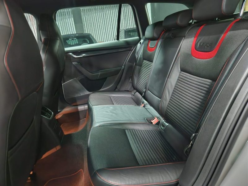 SKODA OCTAVIA COMBI 2.0 TSI 230 RS DSG*LED*GPS*