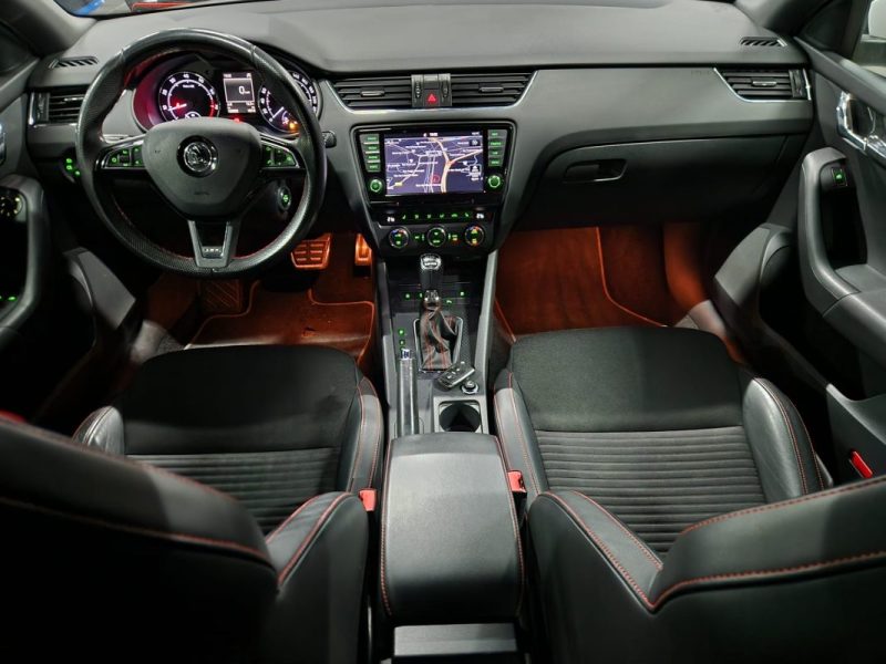 SKODA OCTAVIA COMBI 2.0 TSI 230 RS DSG*LED*GPS*