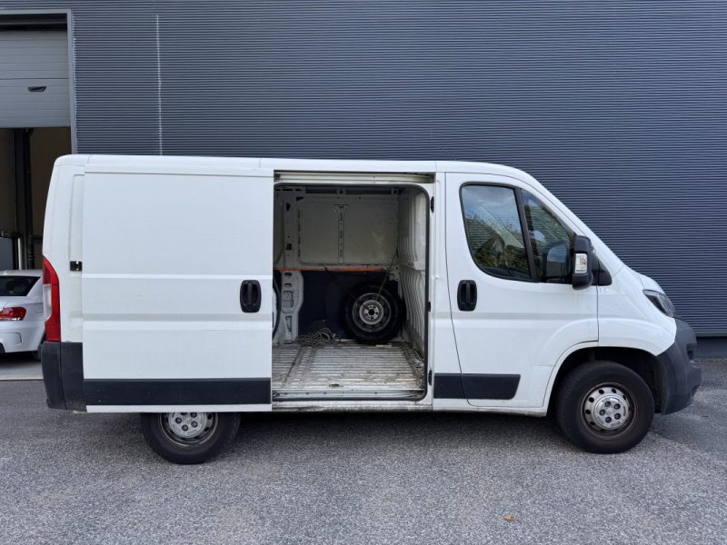 PEUGEOT BOXER 335 L1H1 2.0 BlueHDi 130 Pro