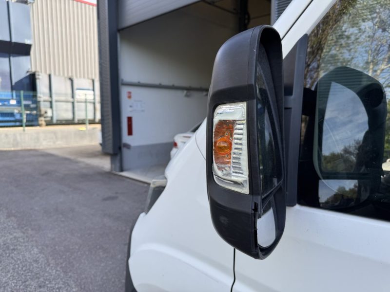 PEUGEOT BOXER 335 L1H1 2.0 BlueHDi 130 Pro