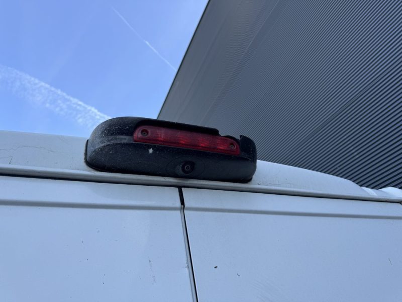 PEUGEOT BOXER 335 L1H1 2.0 BlueHDi 130 Pro