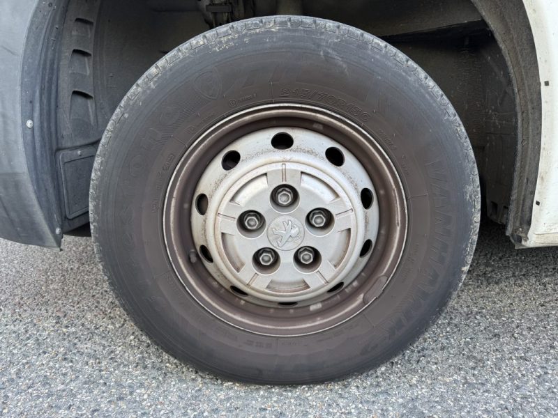 PEUGEOT BOXER 335 L1H1 2.0 BlueHDi 130 Pro