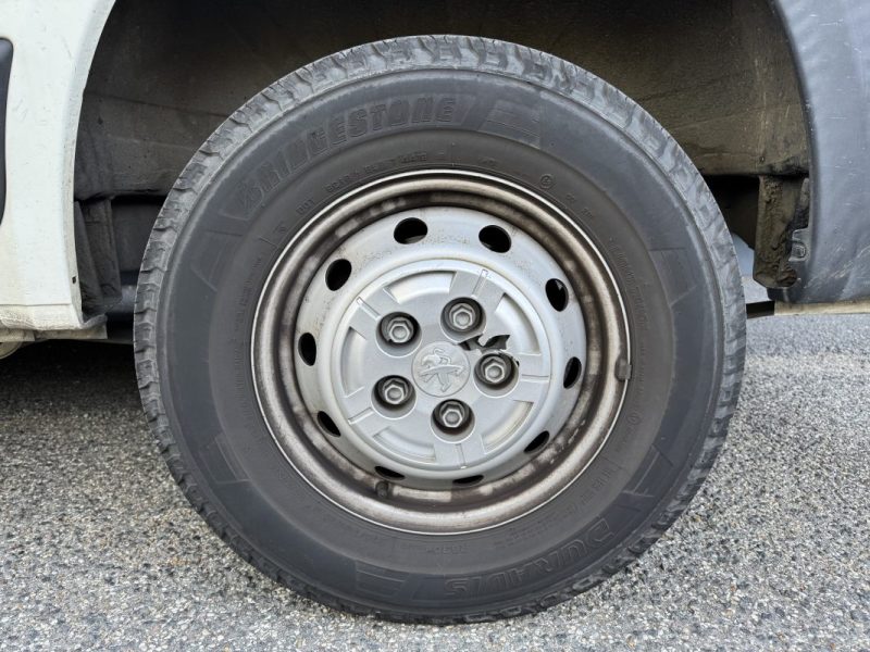 PEUGEOT BOXER 335 L1H1 2.0 BlueHDi 130 Pro