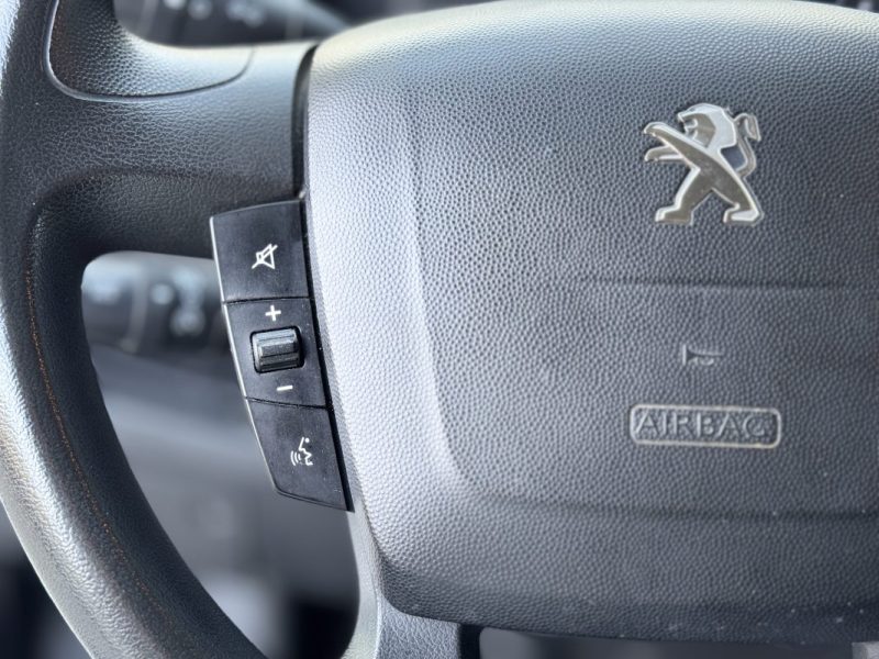 PEUGEOT BOXER 335 L1H1 2.0 BlueHDi 130 Pro