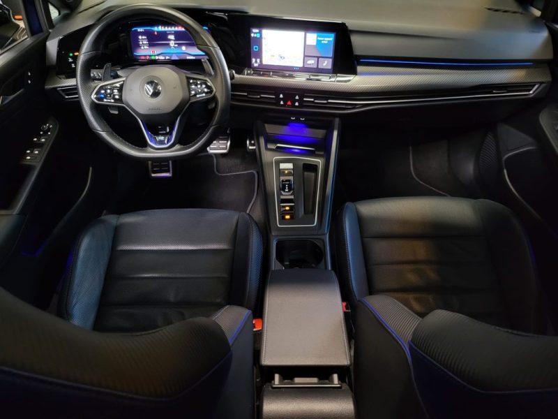 VOLKSWAGEN GOLF 8 R 320CV PERFORMANCE AKRAPOVIC  TETE HAUTE