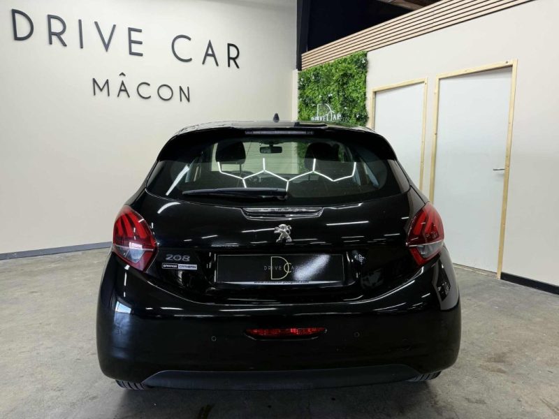 PEUGEOT 208 2018