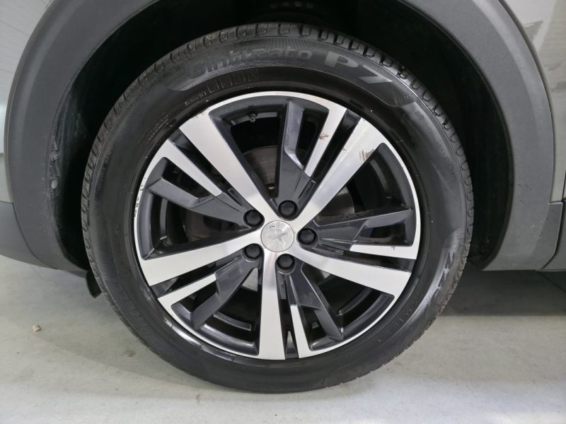 PEUGEOT 3008 20201.5 BLUE HDI 130 ALLURE EAT8 / DISTRIBUTION OK / SUIVI COMPLET PEUGEOT