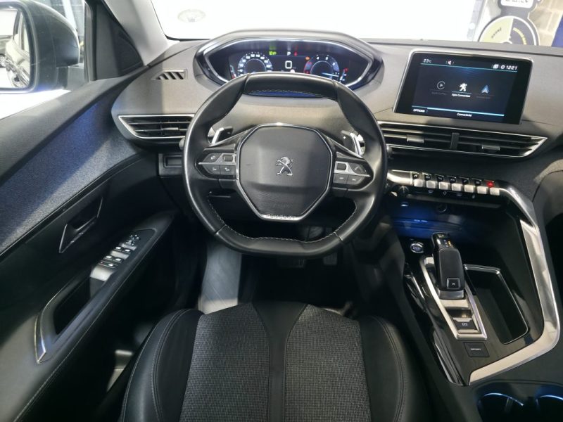 PEUGEOT 3008 20201.5 BLUE HDI 130 ALLURE EAT8 / DISTRIBUTION OK / SUIVI COMPLET PEUGEOT