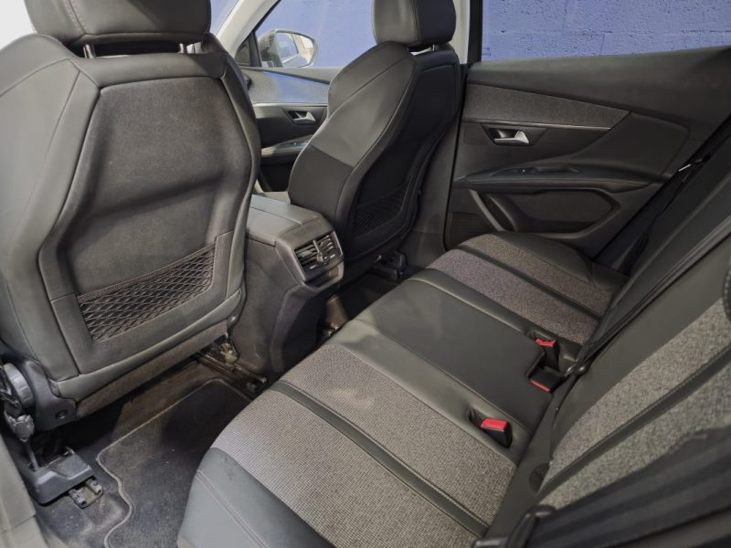 PEUGEOT 3008 20201.5 BLUE HDI 130 ALLURE EAT8 / DISTRIBUTION OK / SUIVI COMPLET PEUGEOT